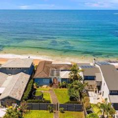 Seabreeze Getaway Oceanfront Family Home in Norah Head