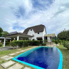 Commons Pool Villa Lot 1021 - Fong Homestay