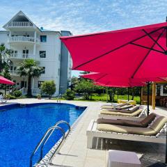 Claude Monet beach hotel