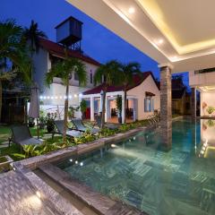 Hoi An Legend Charm Boutique Hotel