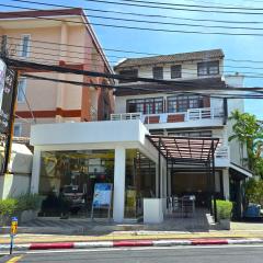 日落酒店