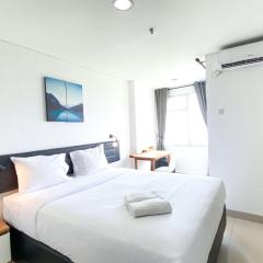 Warm and Comfy Studio at Enviro Apartment By Travelio