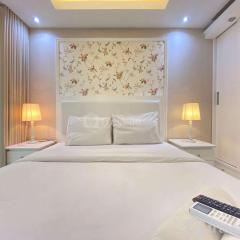 Well Furnished Studio Room at Grand Asia Afrika Apartment By Travelio
