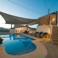 VILLA CASA JOLI in Oliva with private pool and stunning views