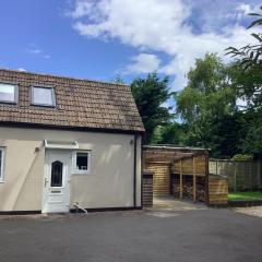 Selfcatering Coach House New Forest Dog Friendly