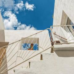 Authentic GF apartment with terrace at the 3 Cities Marina