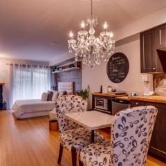 Cozy Loft in the Heart of St-Sauveur Village!