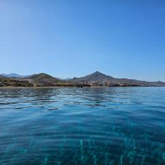 Charmante Villa avec Piscine en Bord de Mer a beni ksila