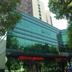 GreenTree Inn Huzhou South Street Chaoyin Bridge Business Hotel