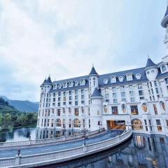 Yin Run Jin Jiang Castle Hotel