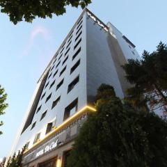 Hotel De Ciel