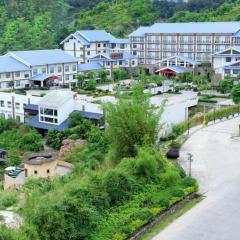 Longyan Capital International Hot Spring Resort