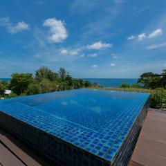 Kata Gardens Penthouse sea view 4C