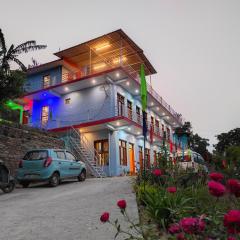 Radha Gopal Royal, Kausani