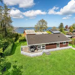 Three-Bedroom Holiday Home In Middelfart
