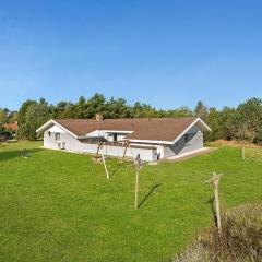Awesome Home In Blåvand With Kitchen