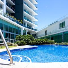 Modern 2 Bedroom Apt near Tram & Ocean