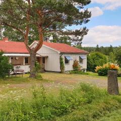3 Bedroom Pet Friendly Home In Säffle