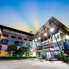 QBix Hotel