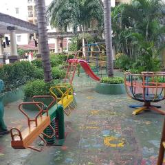 Comfort Stay 2BR Apartment Mediterania Palace Residences By Travelio