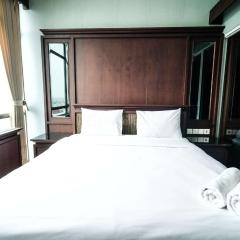 Homey 1BR Apartment at Aryaduta Residence Surabaya By Travelio