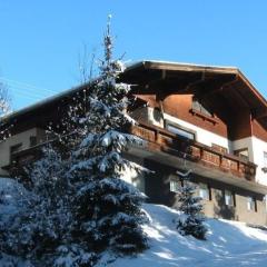 Ferienhaus in Bairau mit Terrasse und Garten