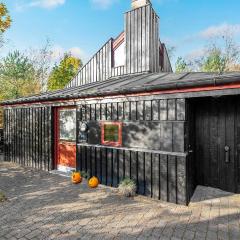 Beautiful Home In Grenaa With Wifi
