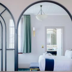 Tattersalls Hotel