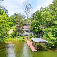 Smith Mountain Lake Cottage with Dock and Fire Pit!