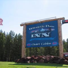 Willamette Pass Inn & Chalets
