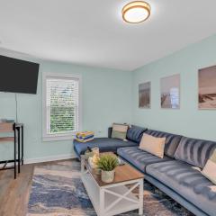 6-Min Walk to Asbury Park & OG Main St - Updated & Cozy Apartment in Historic Ocean Grove - Fire Pit & Patio - Fast Wi-Fi