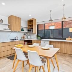 EcoBee Studio in Garden Serenity