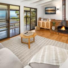 Montville Retreat With Hinterland & Coastal Views