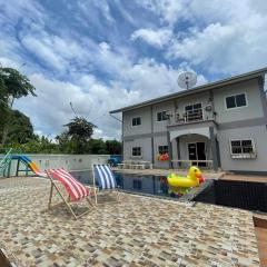 Frey Pool Villa Sattahip
