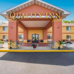 Quality Inn O'Fallon IL - St Louis