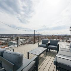 LUX 3BR Apartment in DC with Rooftop