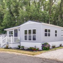 Breezy Ocean Pines Cottage with Patio and Pool Access!