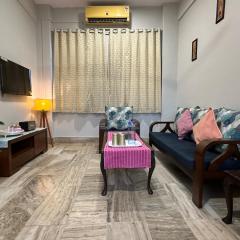 Spacious 2 BHK apartment with Balcony In Bandra