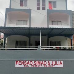 Pensão Simão & Júlia