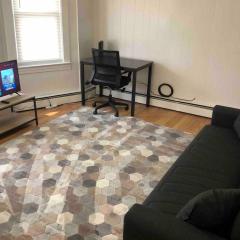 Private 2-bedroom apartment with direct bus to NYC Manhattan only a 5-minute walk away