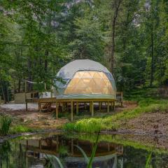 Zen Dome - Romantic Retreat, Wifi & AC, Hot Tub, National Park 8 Min
