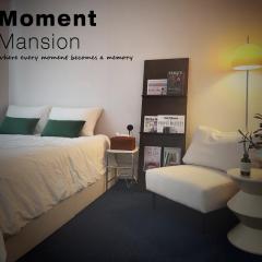 Moment Mansion