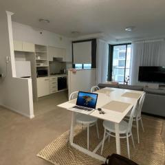 Open 1 Bedroom Apartment in Brisbane City
