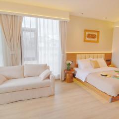 夕露小榭南门机场大巴店Xiluxiaoxie MUXIN INN