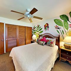 Spectacular Oceanfront View Top Floor Corner Condo at Wailua Bay View