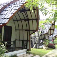 Gino's Place - Guest House & Jungle Trekking
