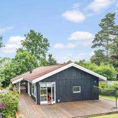 4 Bedroom Gorgeous Home In Hornbæk