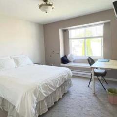 A nice room near Vancouver downtown and airport