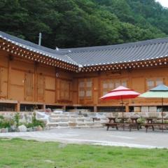 Danyang Gahyeonjeong Pension