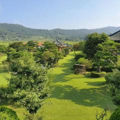 Boseong Carmel Royal Pension